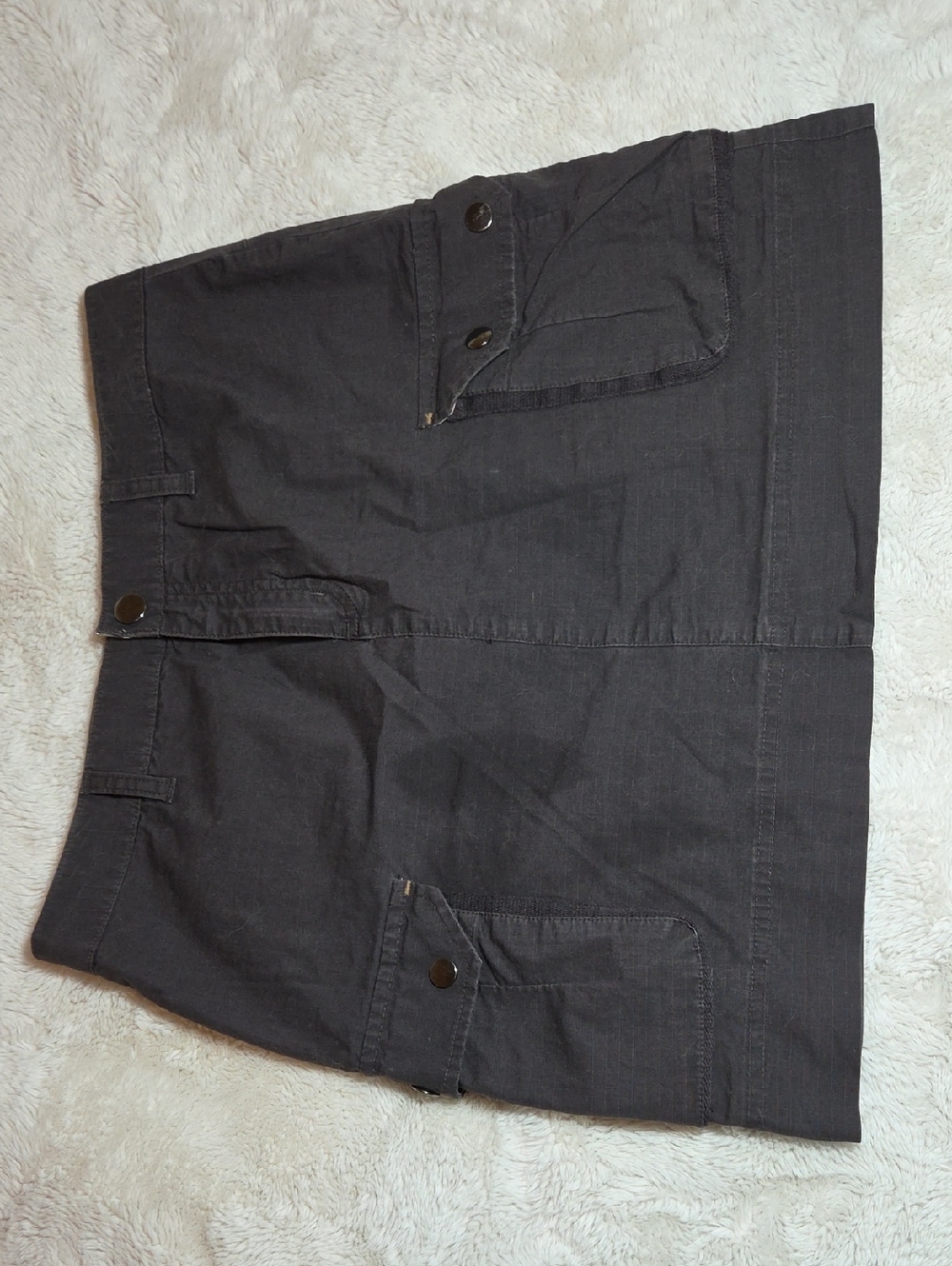 Columbia Black Skirt with Yellow Floral Lining